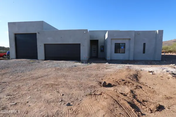 462 W Rough Rider Road, New River, AZ 85087