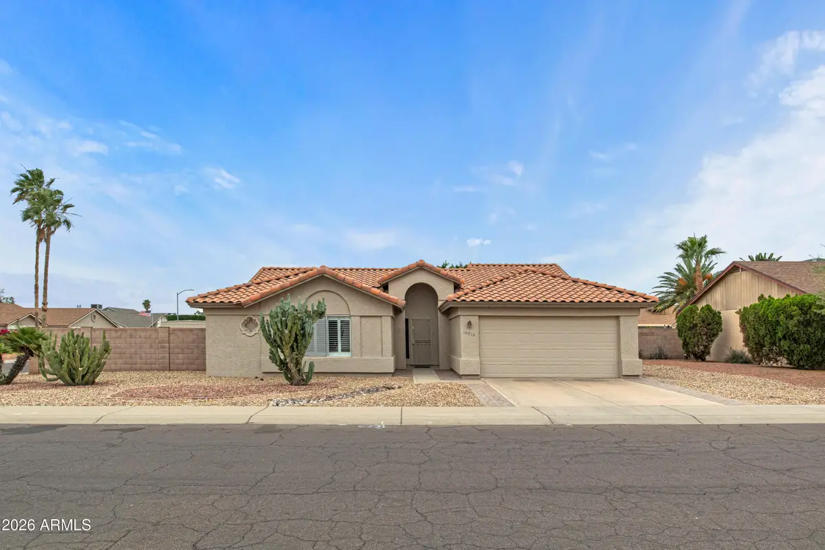 10919 W Lawrence Lane, Peoria, AZ 85345 - #1