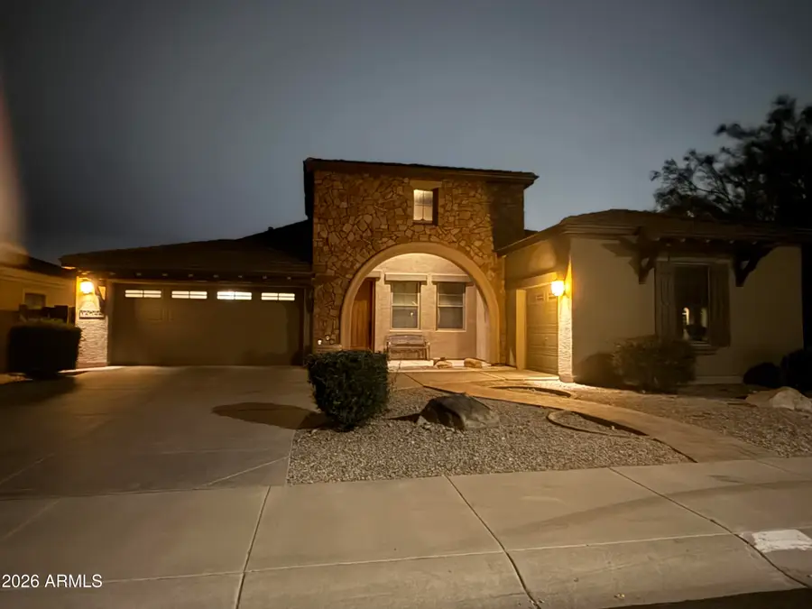 18086 W Las Cruces Drive, Goodyear, AZ 85338 - #3