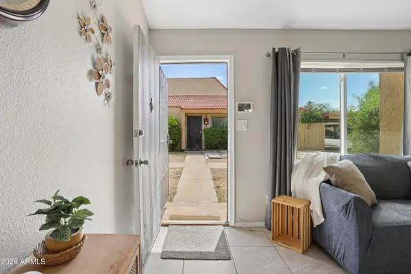 4848 W Rose Lane, Glendale, AZ 85301