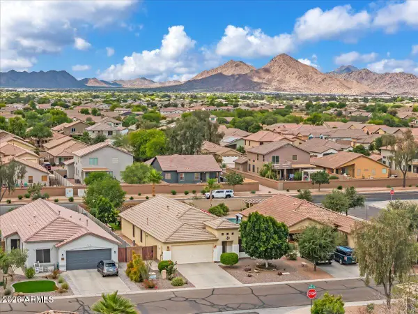 521 W Angus Road, San Tan Valley, AZ 85143
