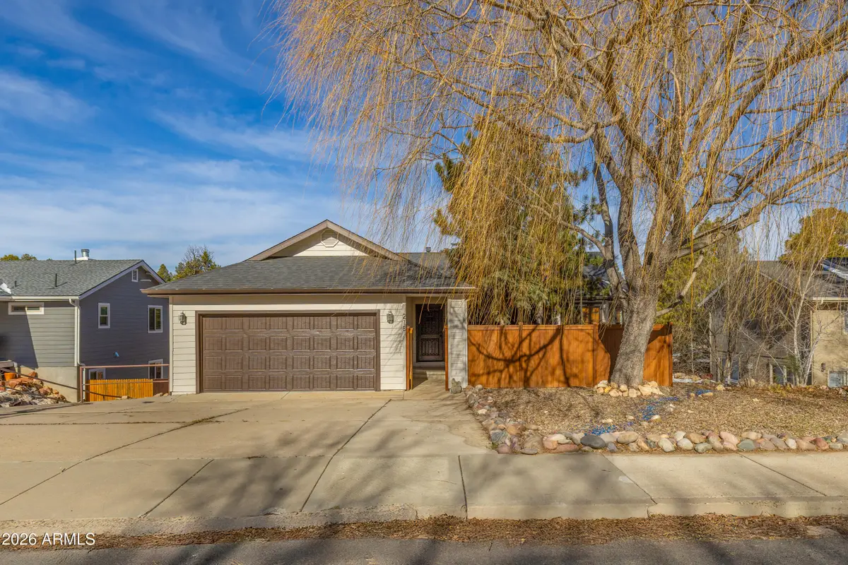 218 E Mohawk Drive, Flagstaff, AZ 86005 - #1