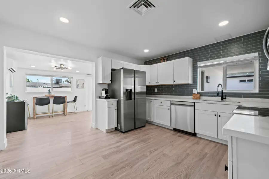 3221 E Andorra Drive, Phoenix, AZ 85032 - #2