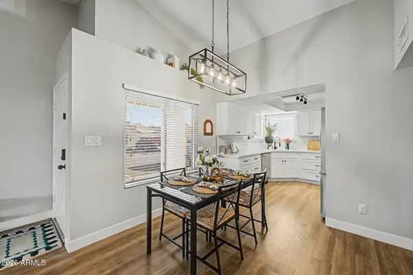 2455 E Broadway Road #65, Mesa, AZ 85204