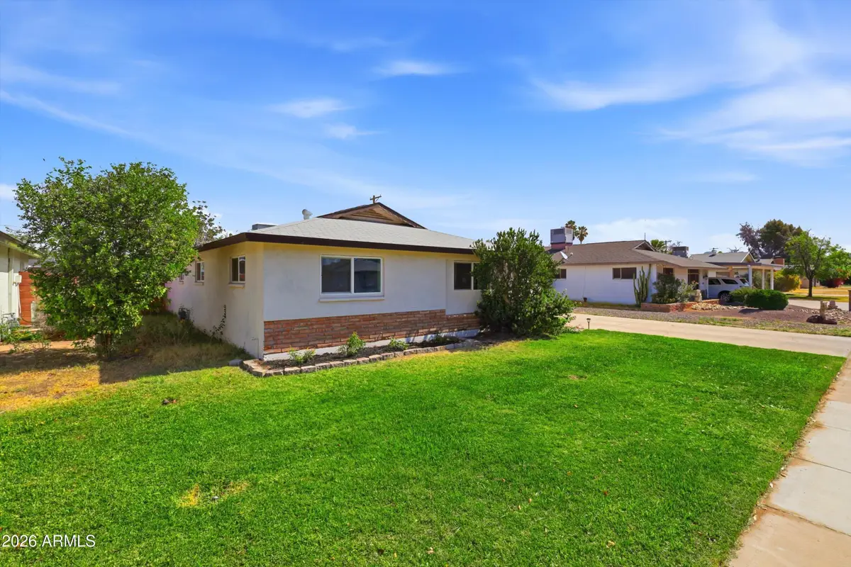 2052 W Marlette Avenue, Phoenix, AZ 85015 - #1