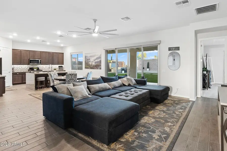 8435 S 22nd Drive, Phoenix, AZ 85041 - #2
