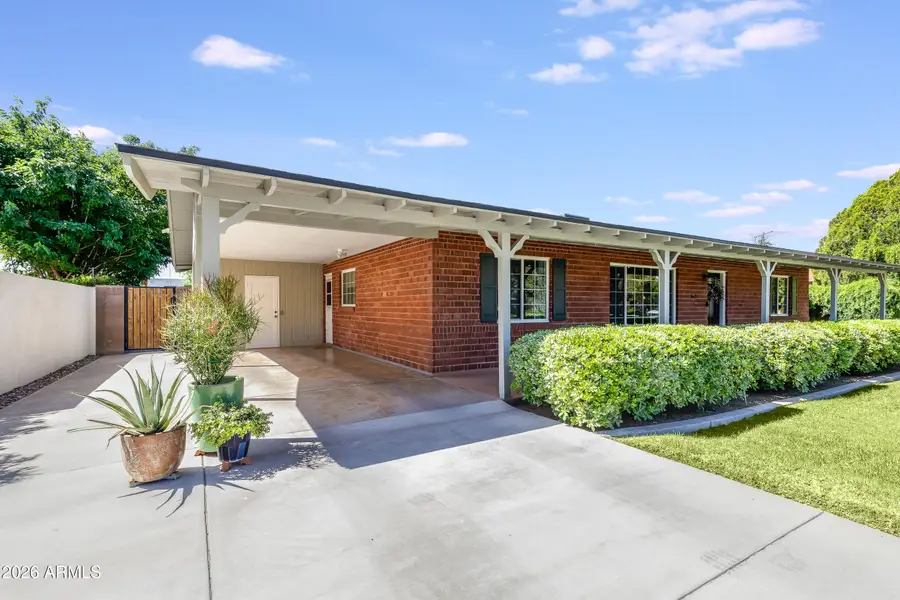 3721 E Clarendon Avenue, Phoenix, AZ 85018 - #3