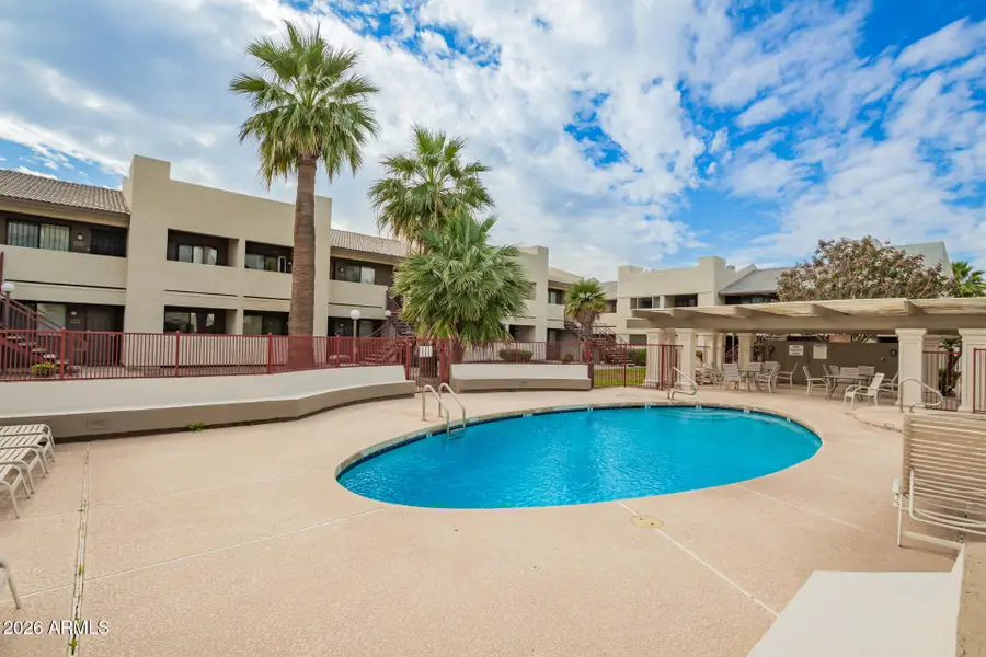 3301 E Earll Drive #120, Phoenix, AZ 85018 - #2