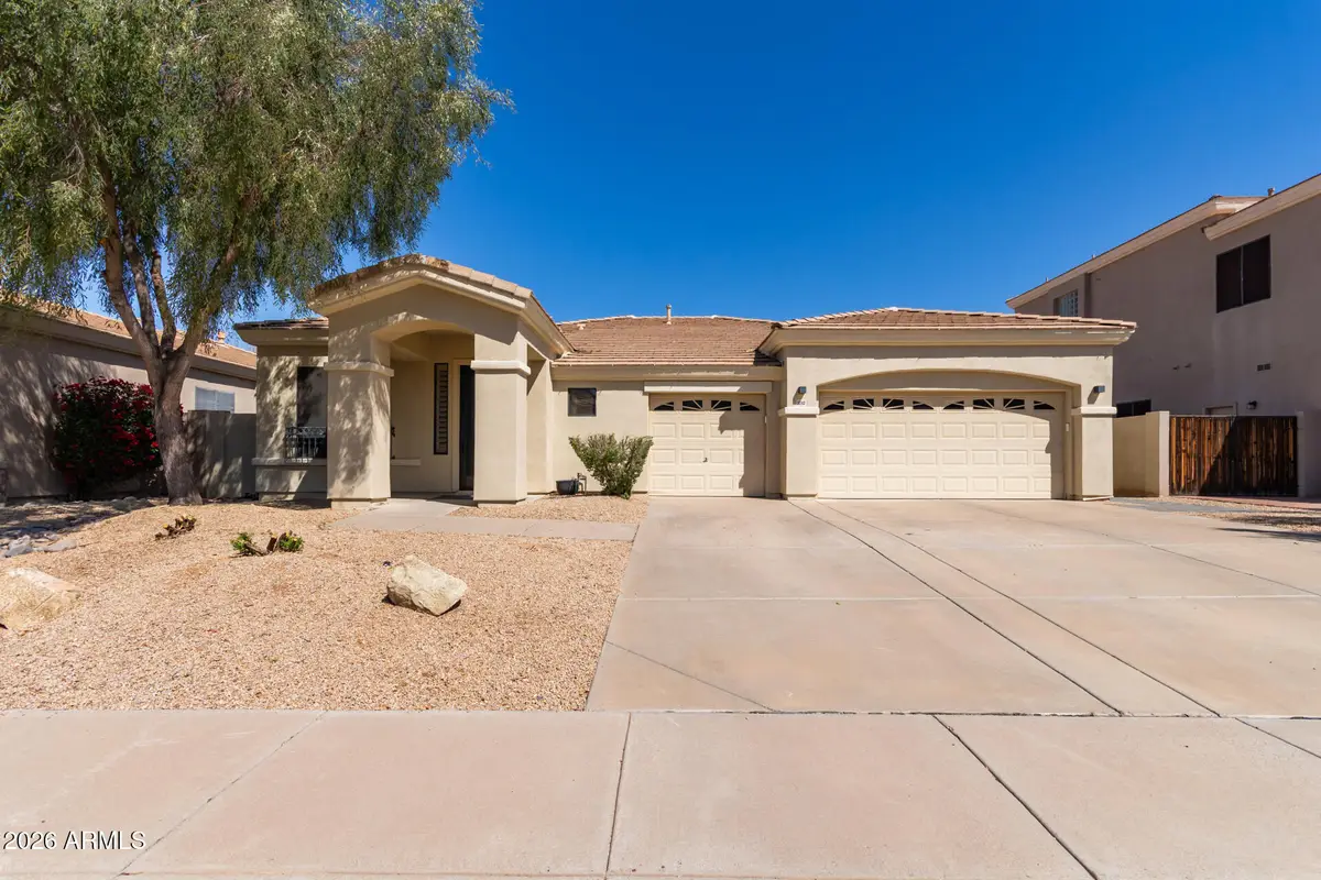 5242 E Herrera Drive, Phoenix, AZ 85054 - #1