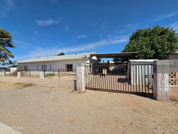 6934 W Greenway Road, Peoria, AZ 85381
