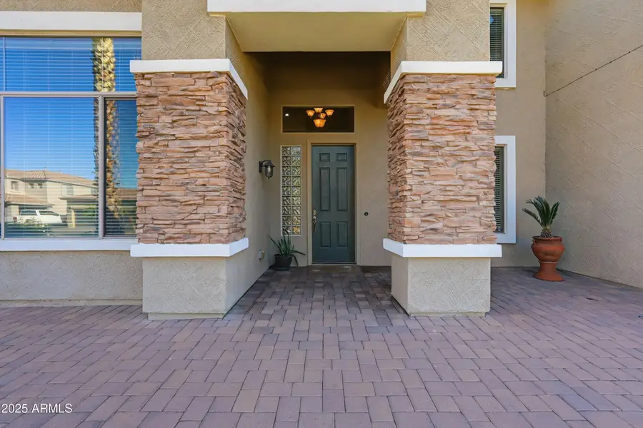 18391 W Port Royale Lane, Surprise, AZ 85388 - #3