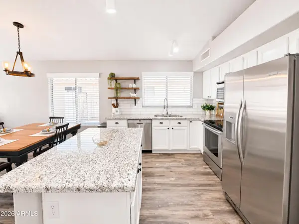 6190 W Pontiac Drive, Glendale, AZ 85308