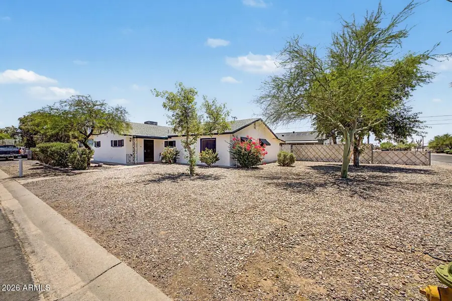 223 W 11th Street, Casa Grande, AZ 85122 - #3