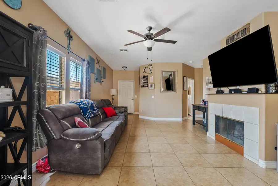 1002 S Slater Circle, Mesa, AZ 85206 - #2