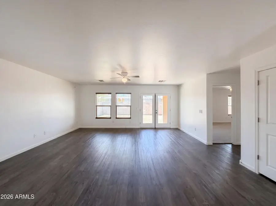 781 S Silvercreek Lane, Casa Grande, AZ 85122 - #3