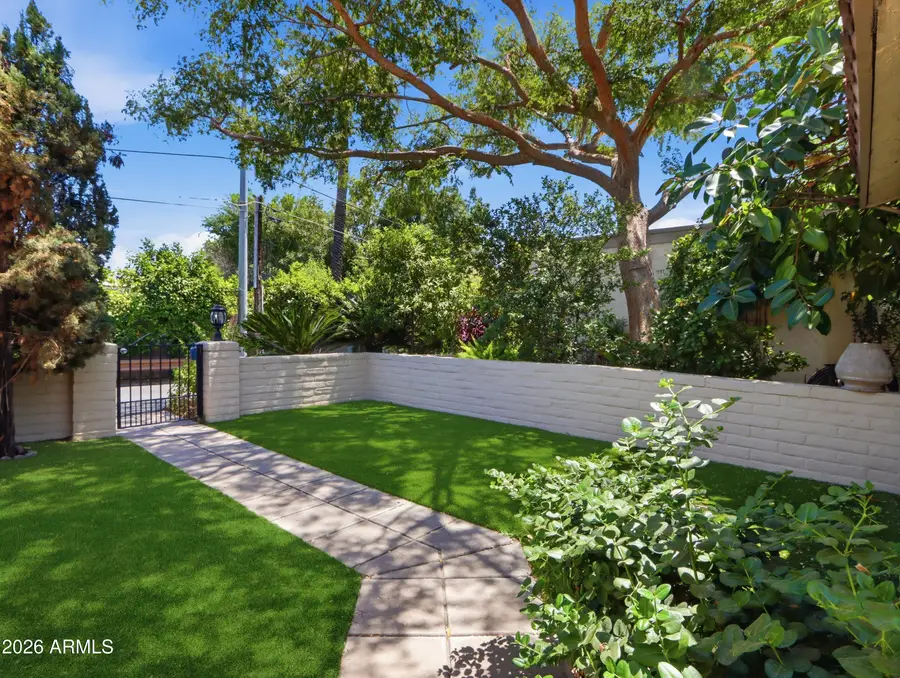 903 W Glendale Avenue #8, Phoenix, AZ 85021 - #2