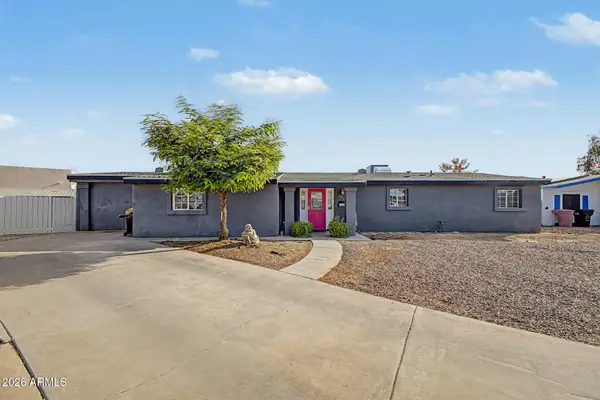 7725 E Mckinley Street, Scottsdale, AZ 85257