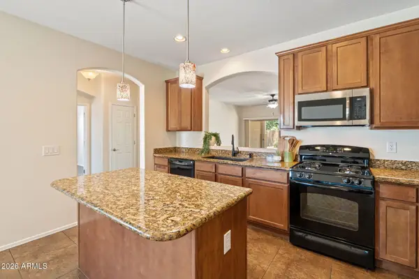 2924 E Coconino Drive, Gilbert, AZ 85298