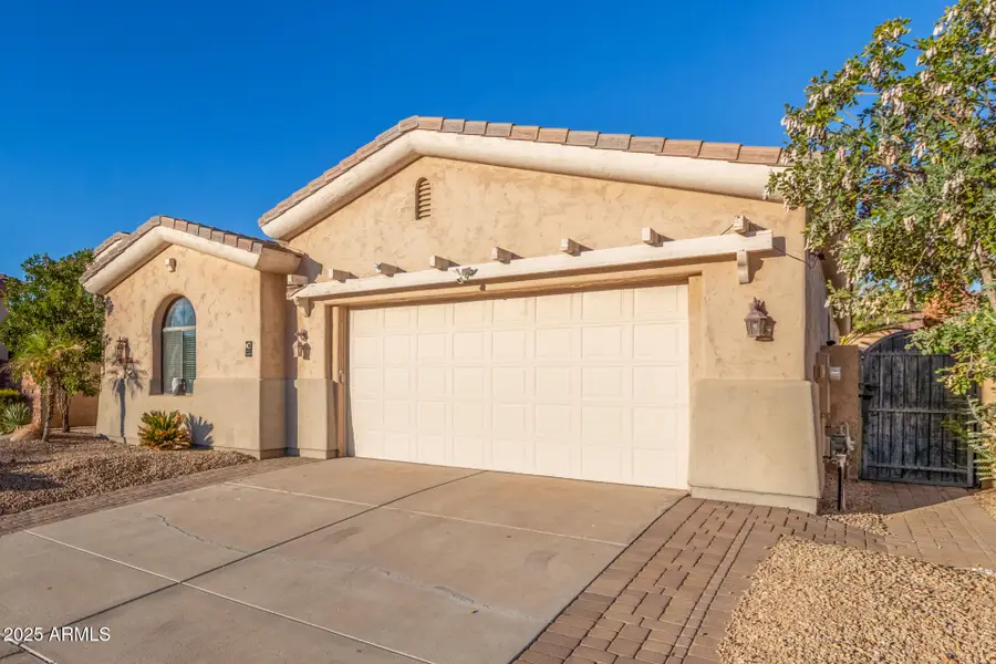 14380 W Monte Vista Road, Goodyear, AZ 85395 - #3