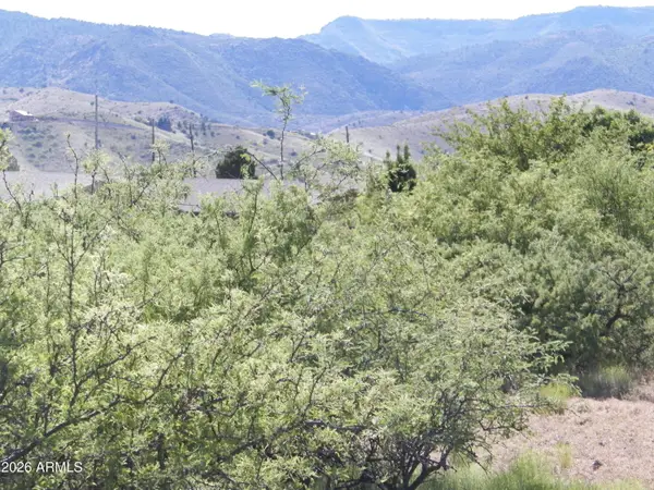 1683 Echo Canyon Drive #4, Clarkdale, AZ 86324