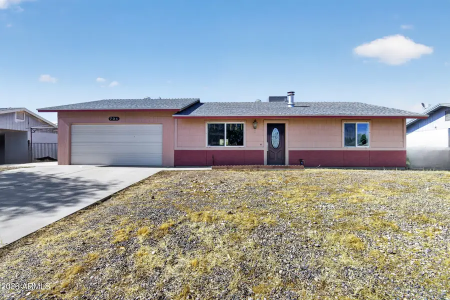 704 E Peppertree Avenue, Apache Junction, AZ 85119 - #3