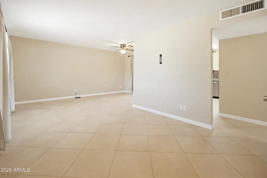 11002 W Connecticut Avenue, Sun City, AZ 85351 - #3