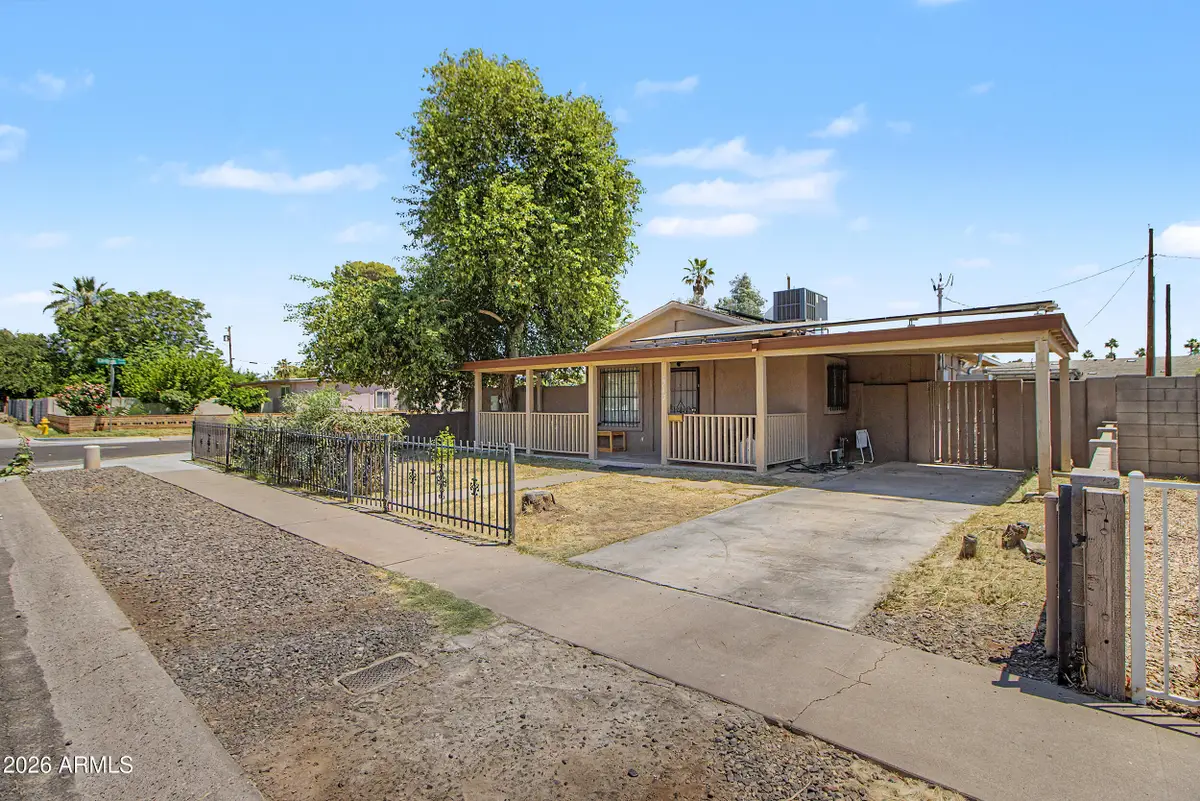 7319 N 54th Avenue, Glendale, AZ 85301 - #1
