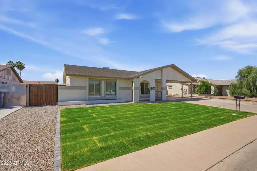 907 W Straford Drive, Chandler, AZ 85225 - #2