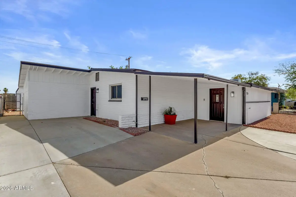 7824 W Mitchell Drive, Phoenix, AZ 85033 - #1