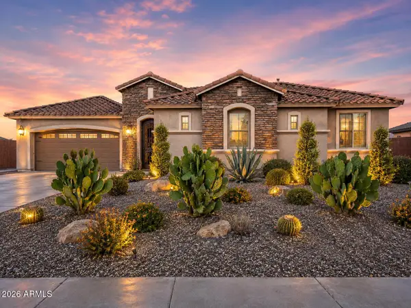 3863 S Whitman Circle, Mesa, AZ 85212