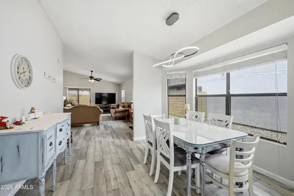 8962 N 64th Lane, Glendale, AZ 85302