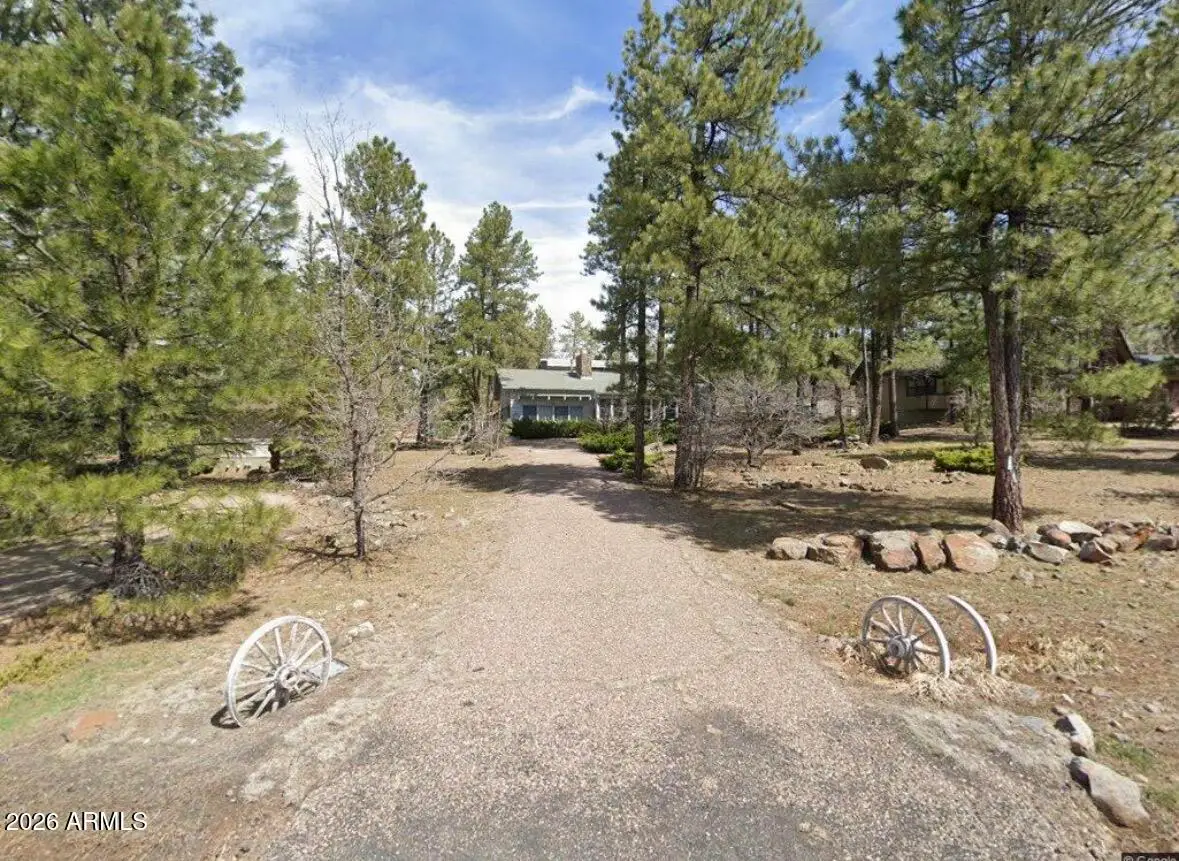 700 E Crestline Road, Munds Park, AZ 86017 - #1