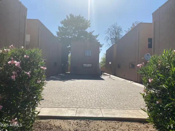 6302 N 64th Drive #12, Glendale, AZ 85301