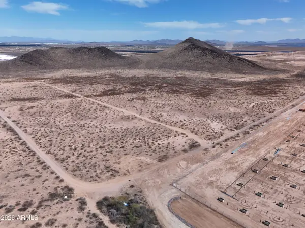 002 W Southern Avenue, Tonopah, AZ 85354