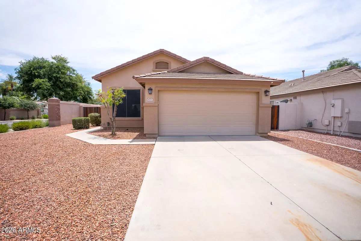 8203 W Tonto Lane, Peoria, AZ 85382 - #1