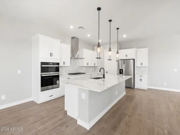 17665 W College Drive, Goodyear, AZ 85395