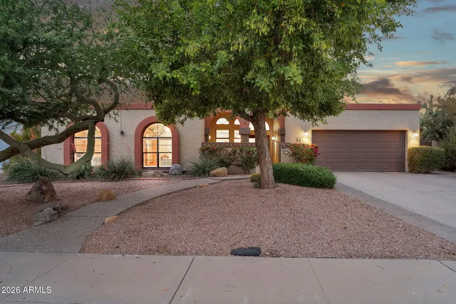 8850 S Los Feliz Drive, Tempe, AZ 85284 - #2