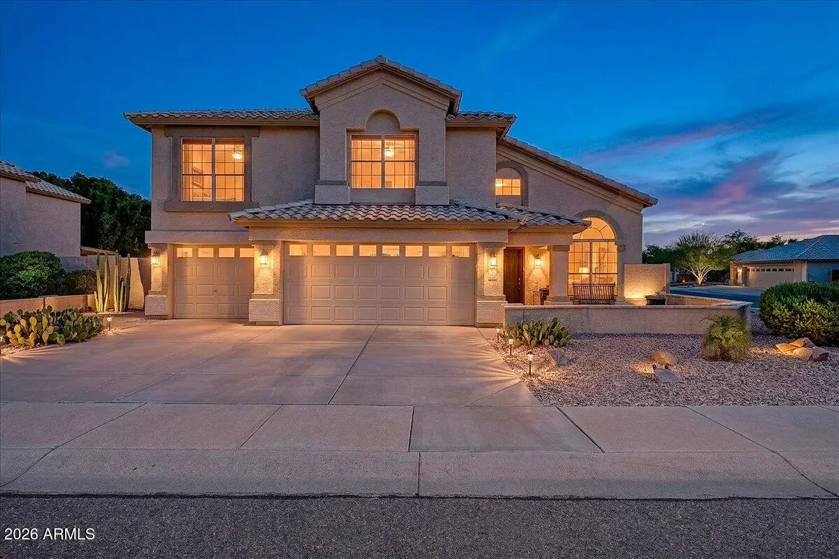 1054 E Golden Court, Chandler, AZ 85225 - #1