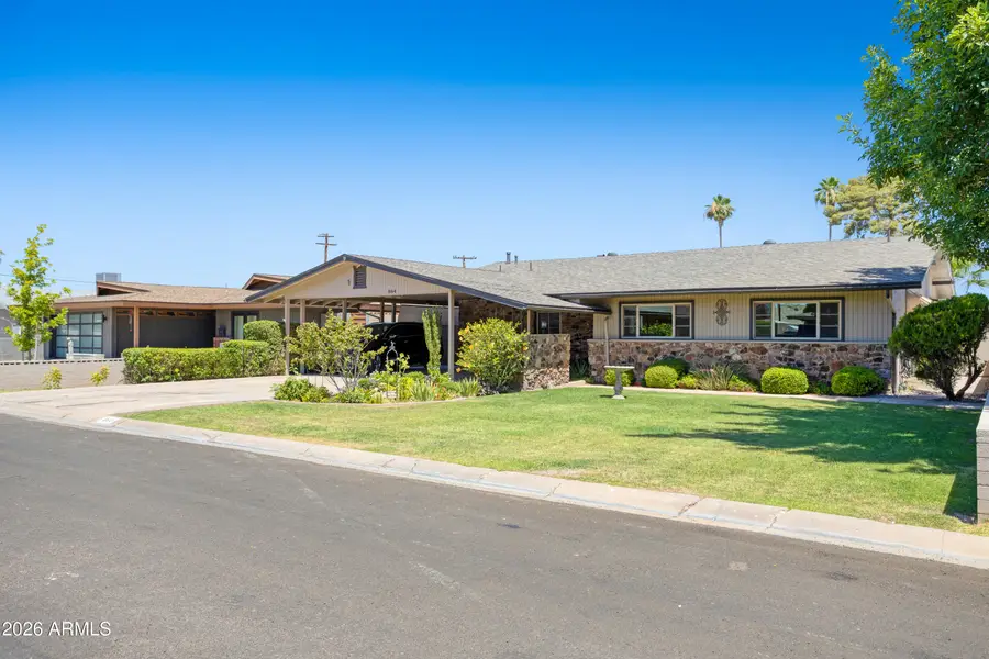 864 W Tulsa Street, Chandler, AZ 85225 - #2
