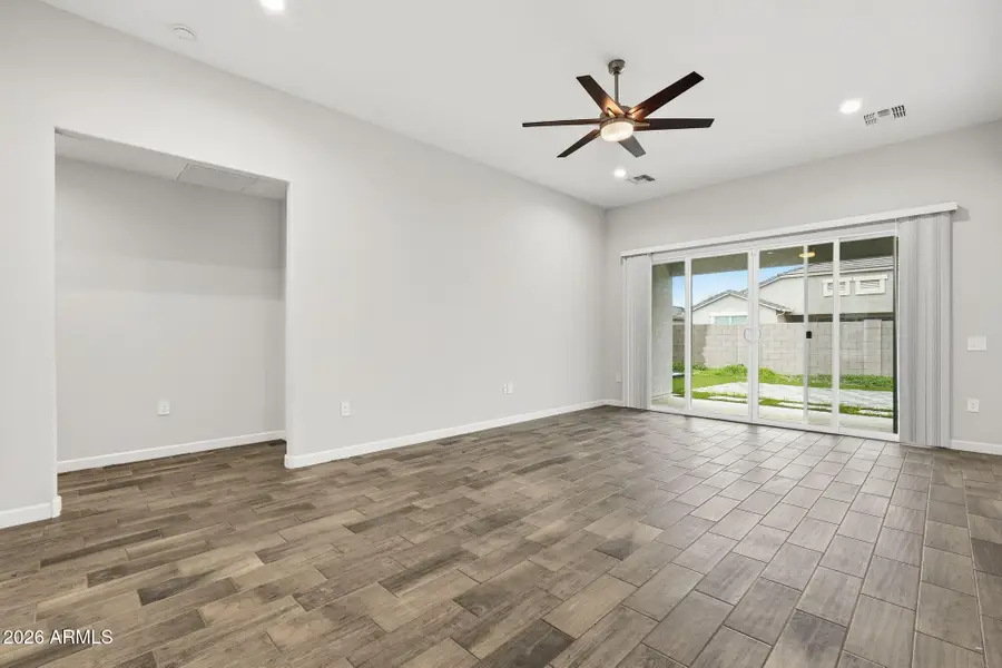 38124 W Santa Barbara Avenue, Maricopa, AZ 85138 - #3