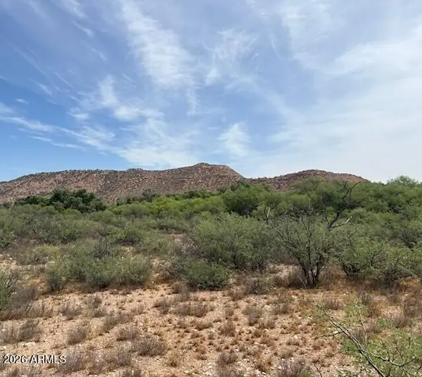 0000 Siesta Street #4, Clarkdale, AZ 86324