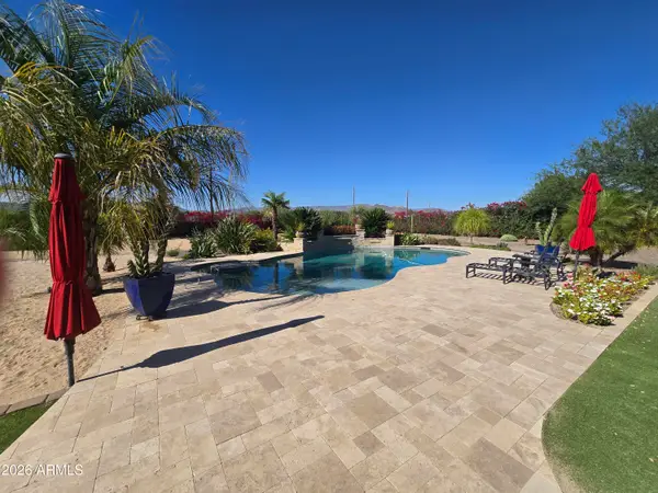 1110 W Creek Canyon Road, Phoenix, AZ 85086