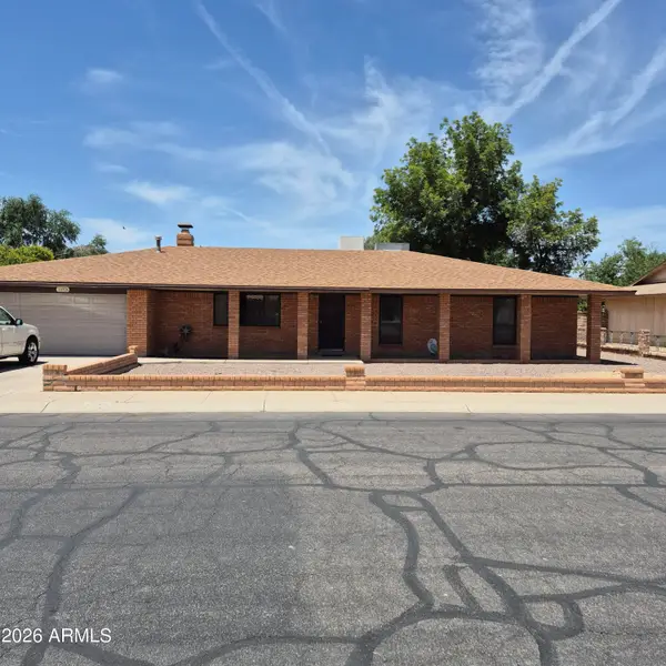 11826 N 82nd Drive, Peoria, AZ 85345