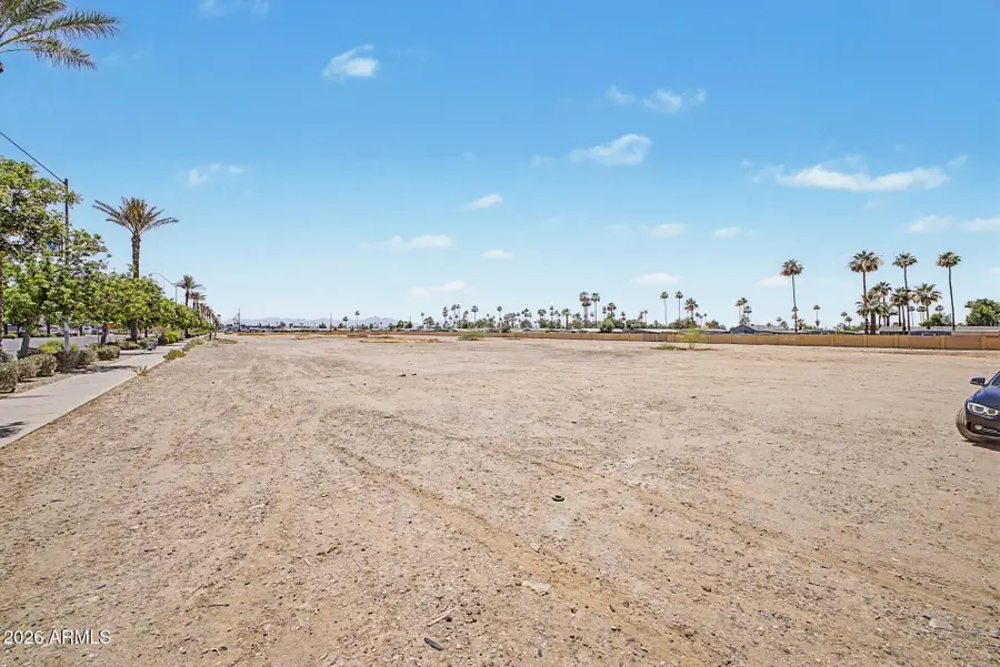 5544 N 59th Avenue, Glendale, AZ 85301 - #2