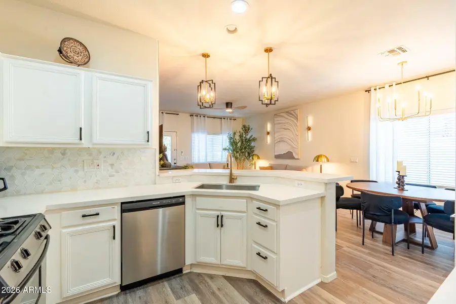 3674 S Joshua Tree Lane, Gilbert, AZ 85297 - #3