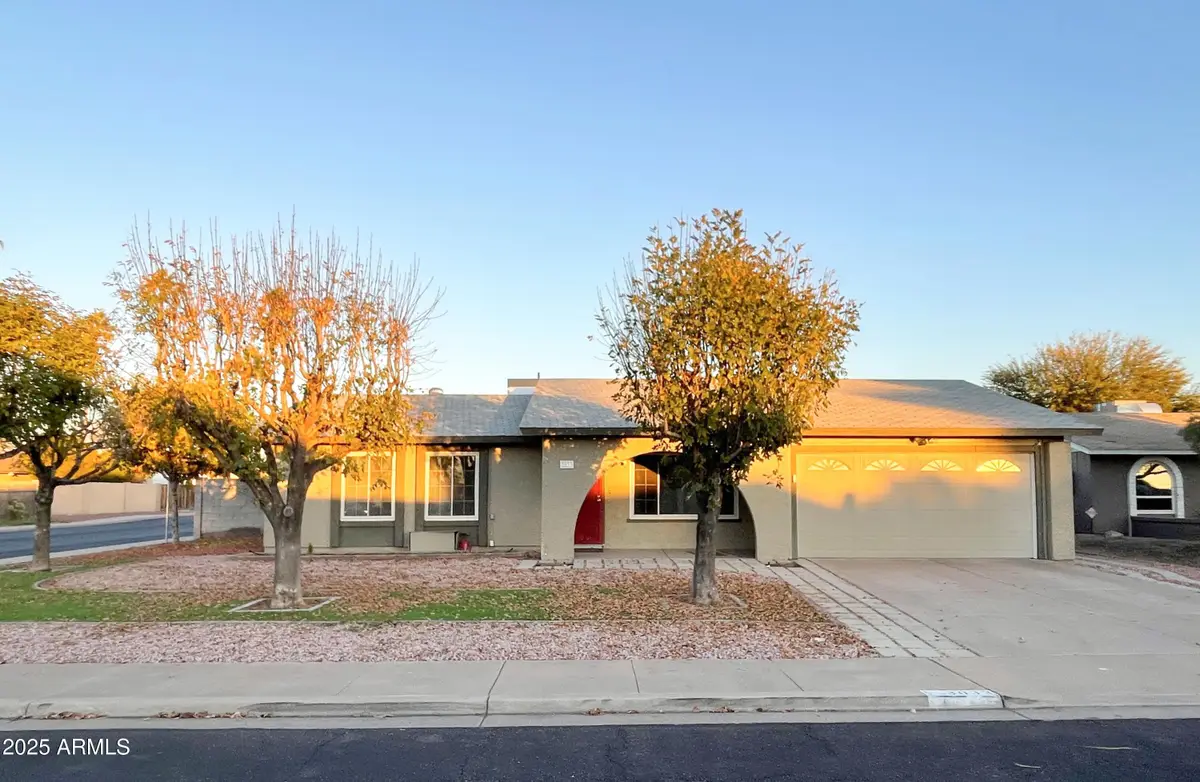 3033 S Longmore --, Mesa, AZ 85202 - #1