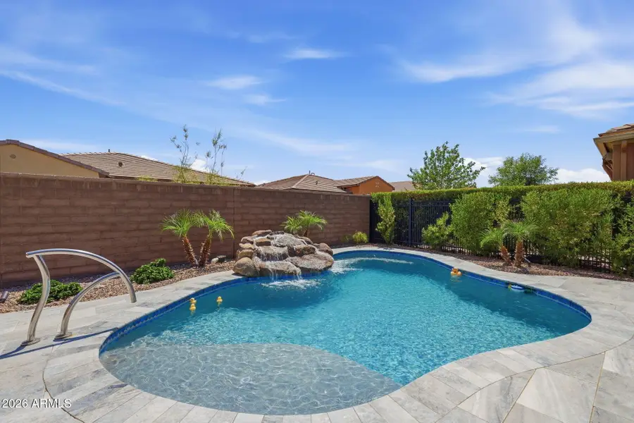 121 E Alcatara Avenue, Queen Creek, AZ 85140 - #2