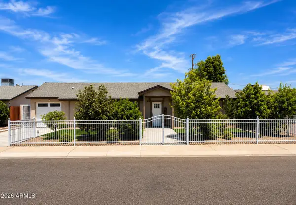 1826 W Oraibi Drive, Phoenix, AZ 85027