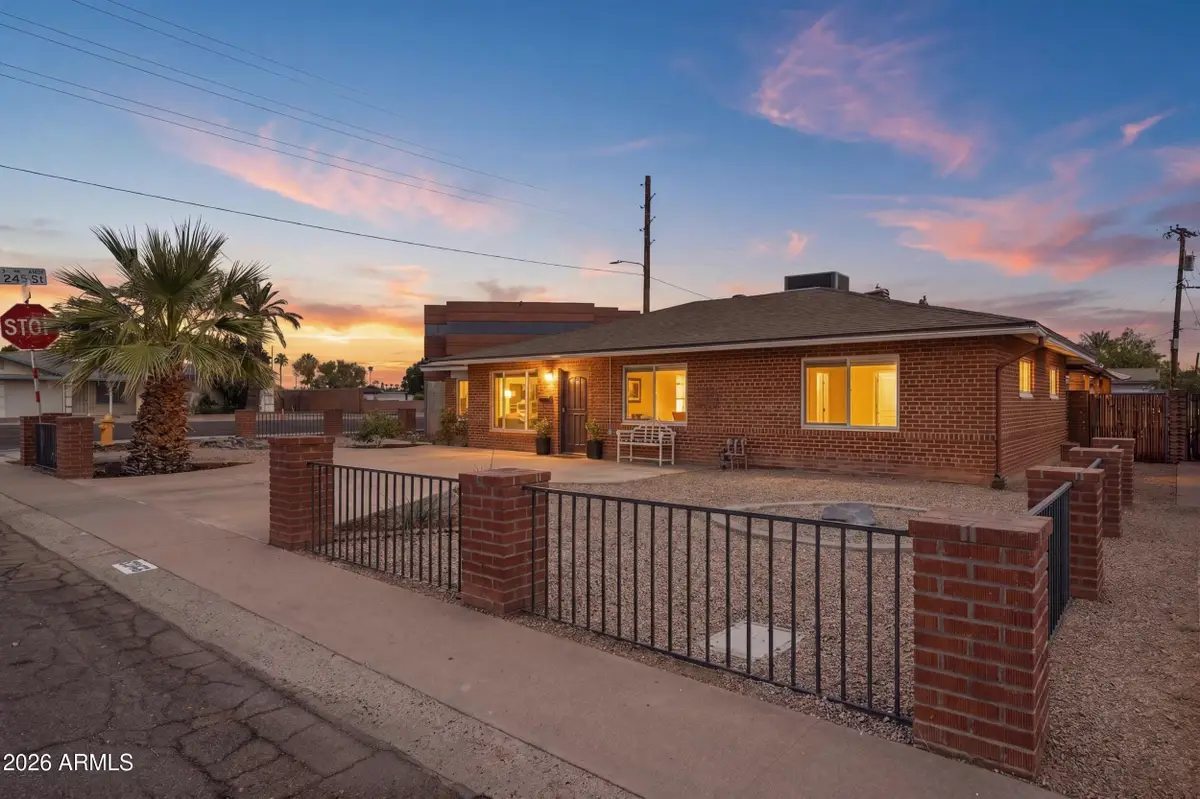2345 E Heatherbrae Drive, Phoenix, AZ 85016 - #1