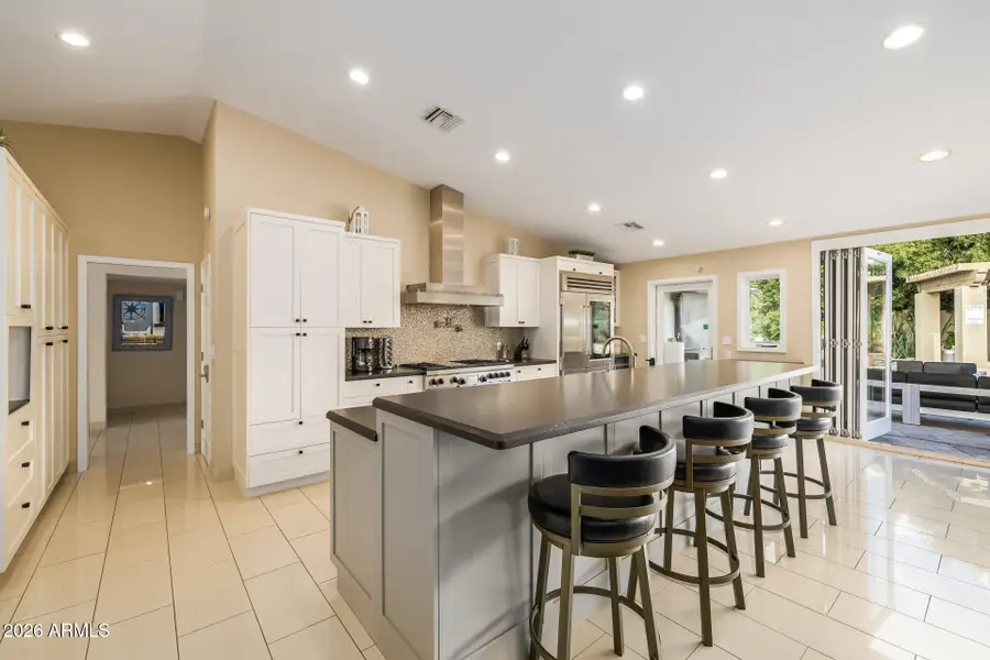5402 E Laurel Lane, Scottsdale, AZ 85254 - #2